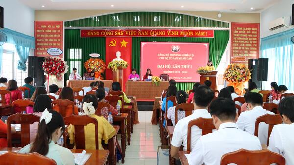 CHI BỘ UBND PHƯỜNG NGHĨA LỘ TỔ CHỨC THÀNH CÔNG ĐẠI HỘI LẦN THỨ NHẤT, NHIỆM KỲ 2025 - 2030