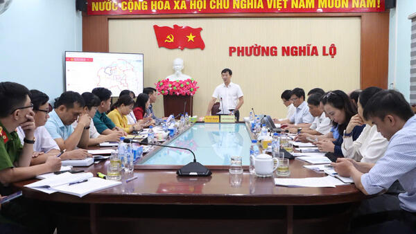 GIÁM ĐỐC SỞ Y TẾ TỈNH QUẢNG NGÃI LÀM VIỆC VỚI UBND PHƯỜNG NGHĨA LỘ VỀ TÌNH HÌNH HOẠT ĐỘNG SAU SÁP NHẬP